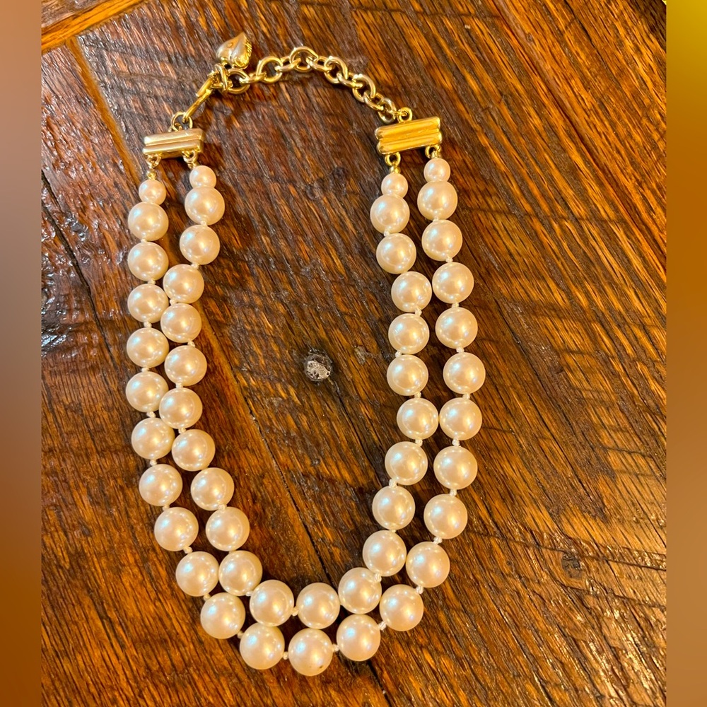 Double faux pearl necklace